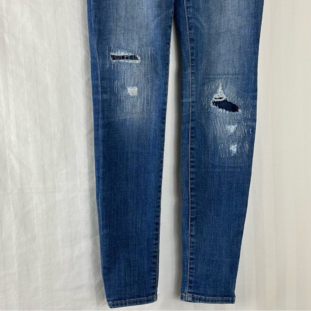 Gap True Skinny Distressed Jeans Size 0 / 25R Medium Wash EUC - Picture 6 of 12